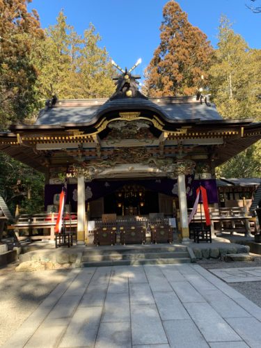 寶登山神社　犬とも相性の良い「宝」が頂けるパワースポット